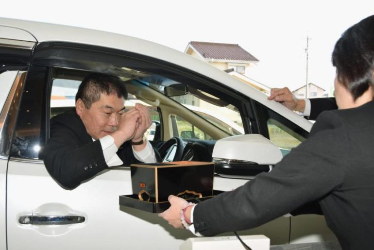 funerales drive-thru en Japón